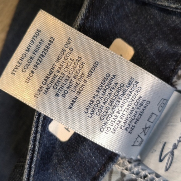 sac305🧵Seven7 High Rise  Tummyless Skinny w/ 30" Inseam Denim Jeans - Picture 6 of 8